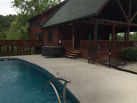 Lazy Bear Lodge rental in Hocking Hills, Ohio